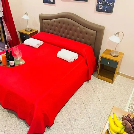 Πανσιόν Anche Ad Ore - *